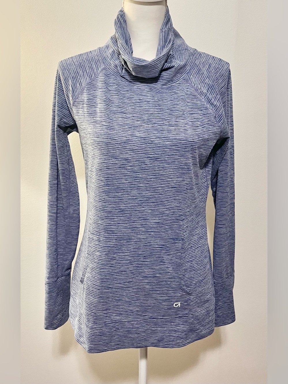 Gap Fit Athleisure Funnel Neck Pullover Blue Stripe Size Medium